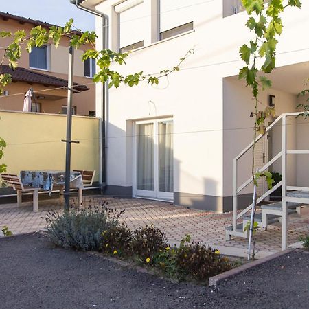 Deli Terasz A Apartman Free Parking, Self-Check-In Anytime Győr Exterior foto