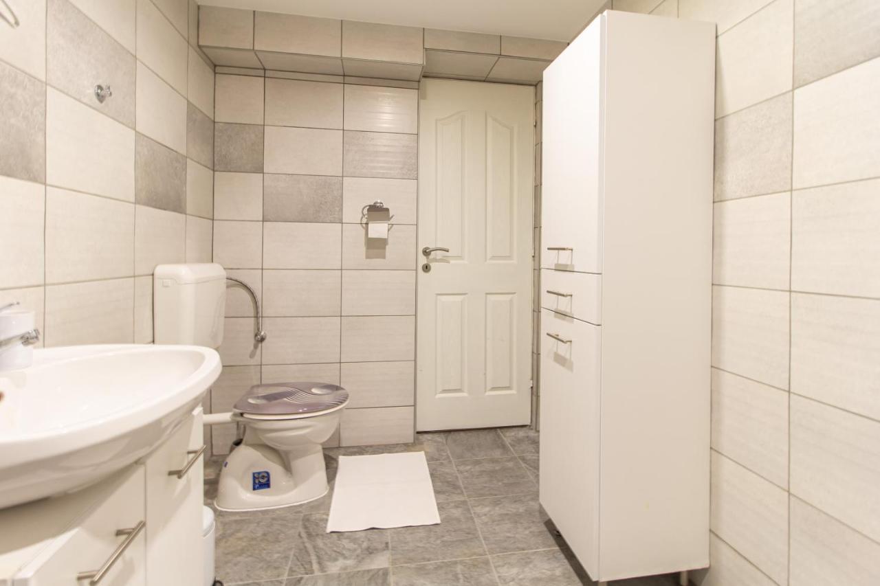 Deli Terasz A Apartman Free Parking, Self-Check-In Anytime Győr Exterior foto