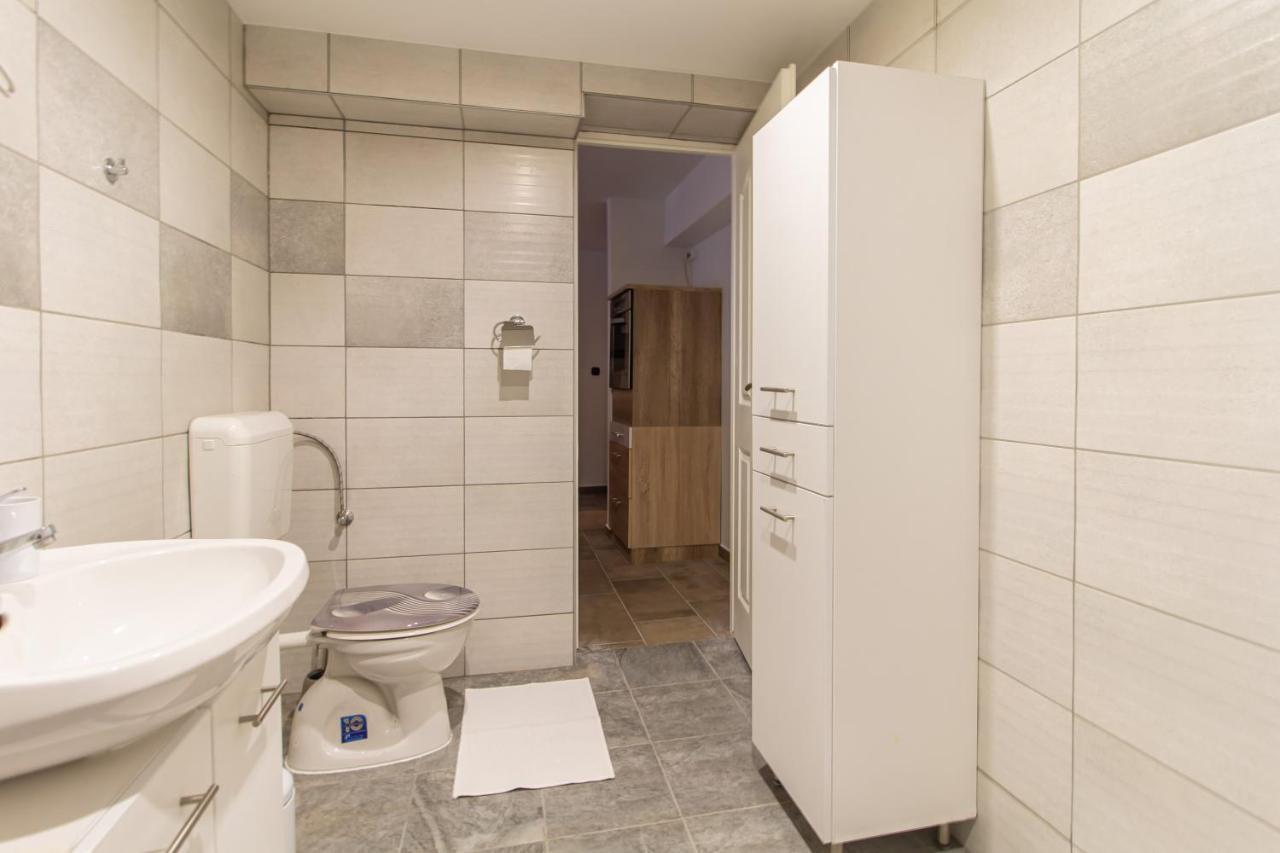 Deli Terasz A Apartman Free Parking, Self-Check-In Anytime Győr Exterior foto